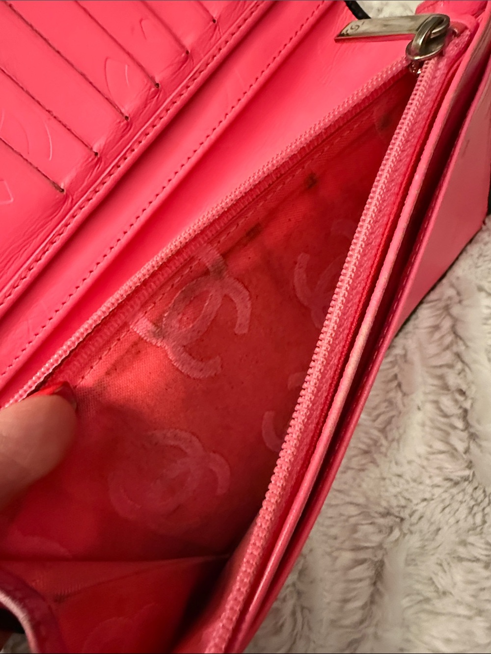 CHANEL Black Cambon Wallet with White CC - Picture 11 of 16